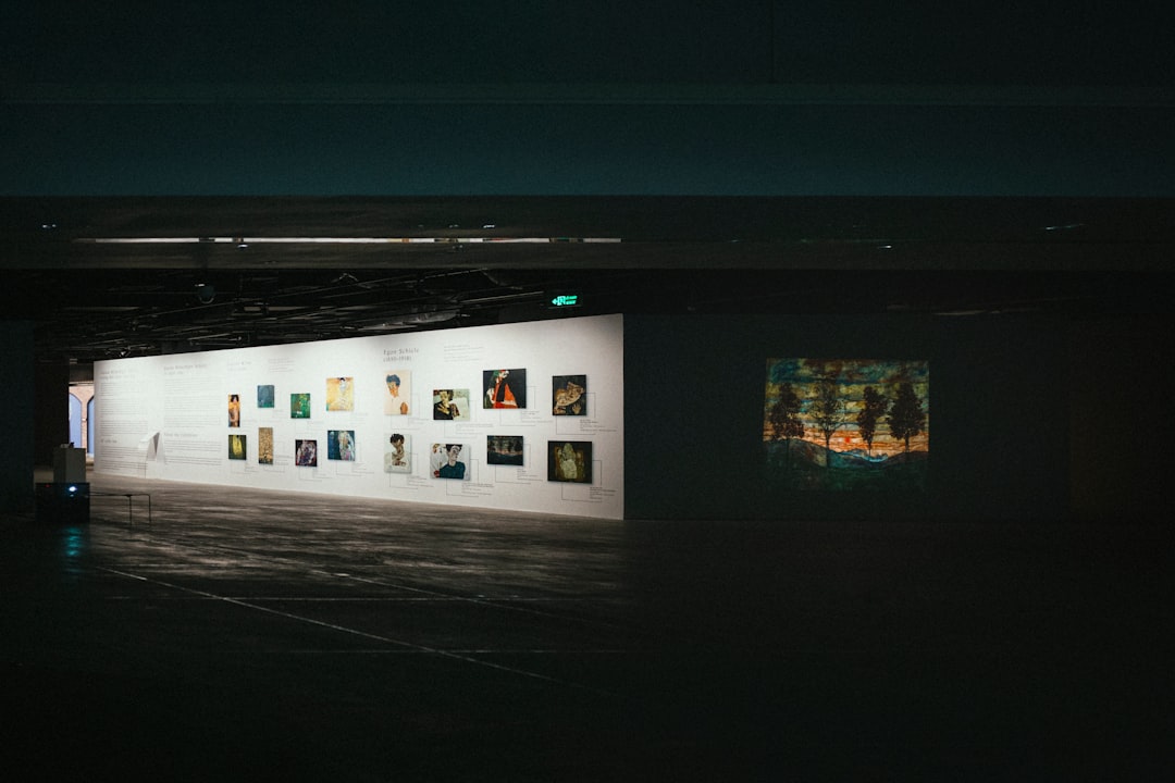 création de contenu web pour galerie d'art — guide complet